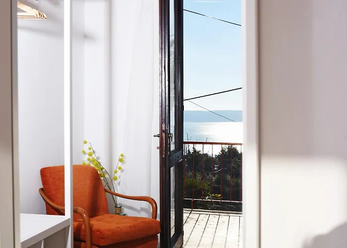 Modern & Comfy Sea View House Ng