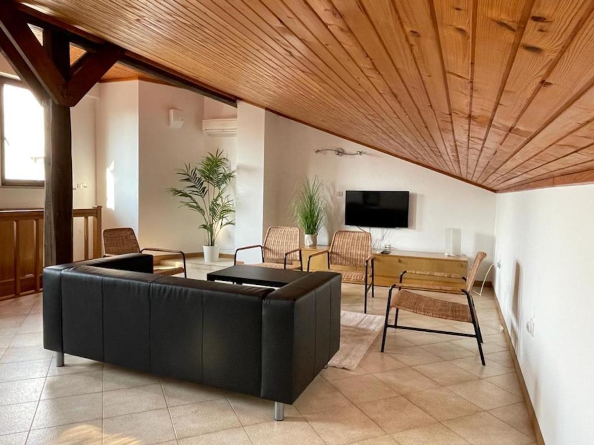Vikendica Modern & Comfy Sea View House Ng